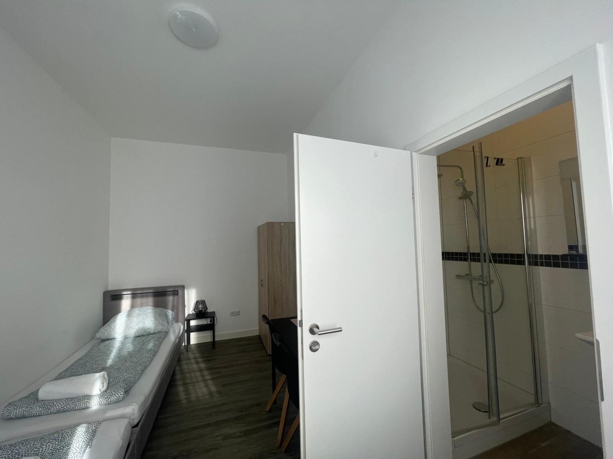 Comfortable Hostel In Wesseling Exterior photo