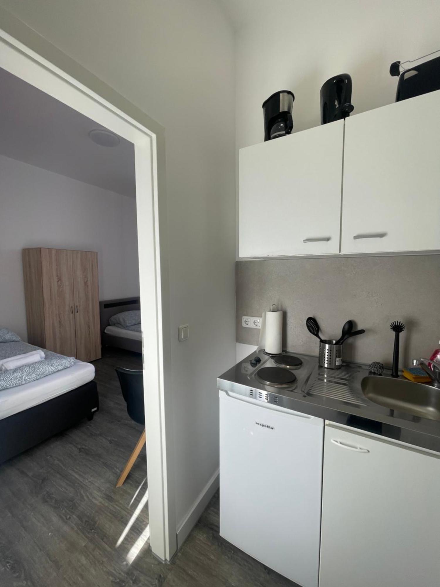 Comfortable Hostel In Wesseling Exterior photo