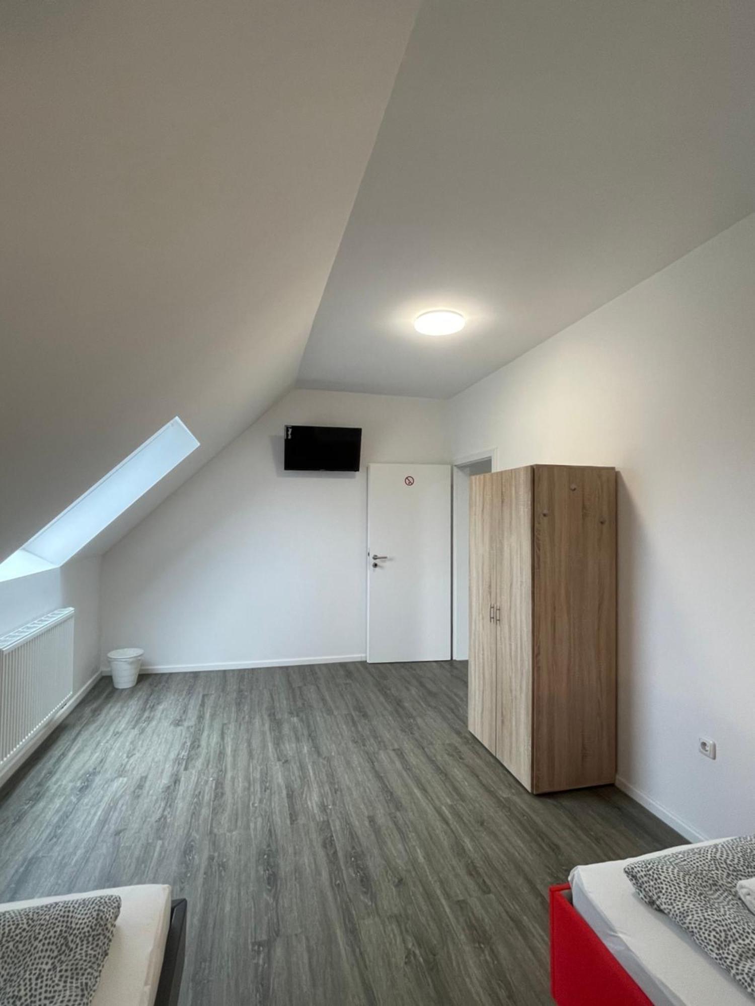 Comfortable Hostel In Wesseling Exterior photo