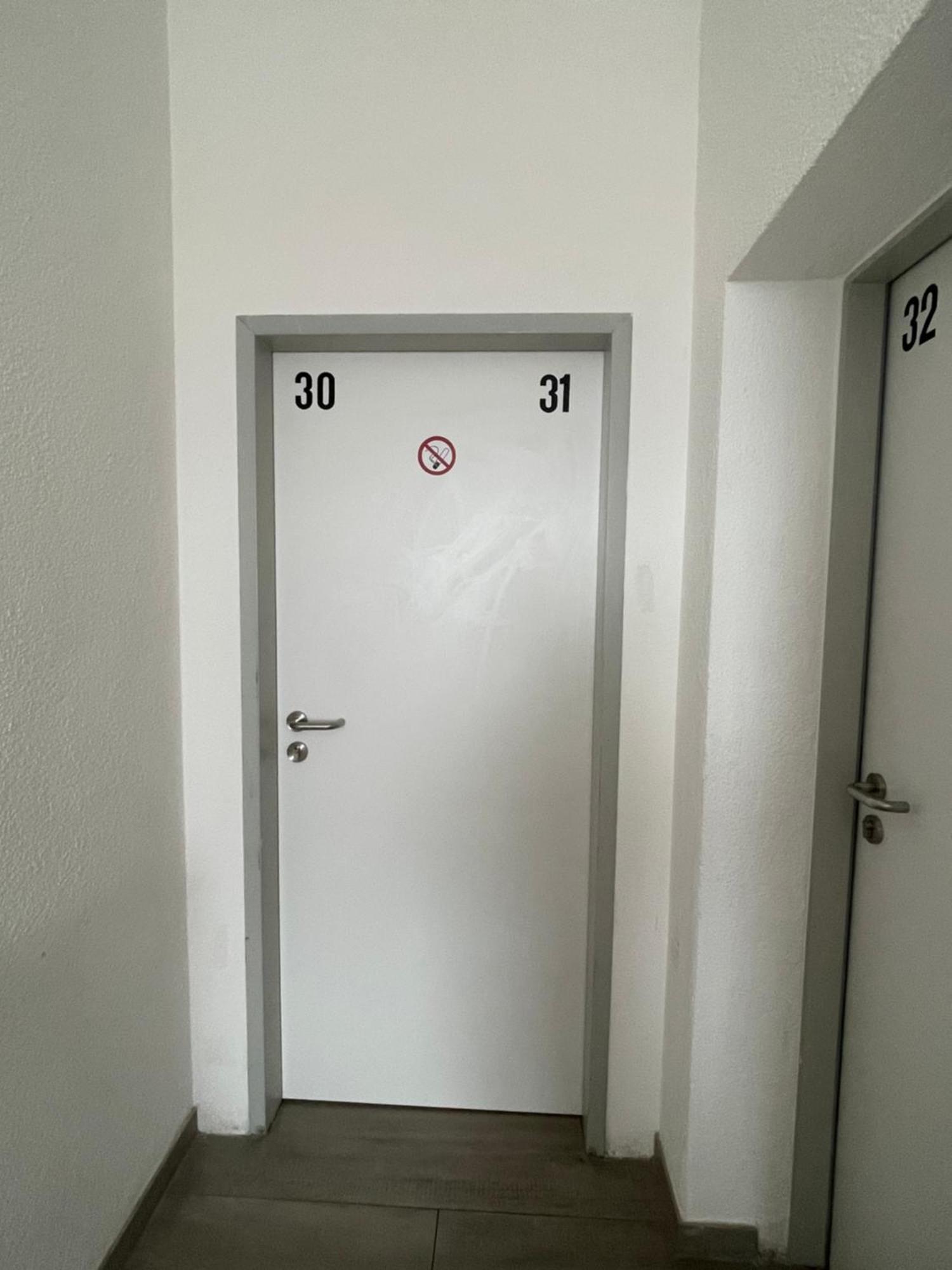 Comfortable Hostel In Wesseling Exterior photo
