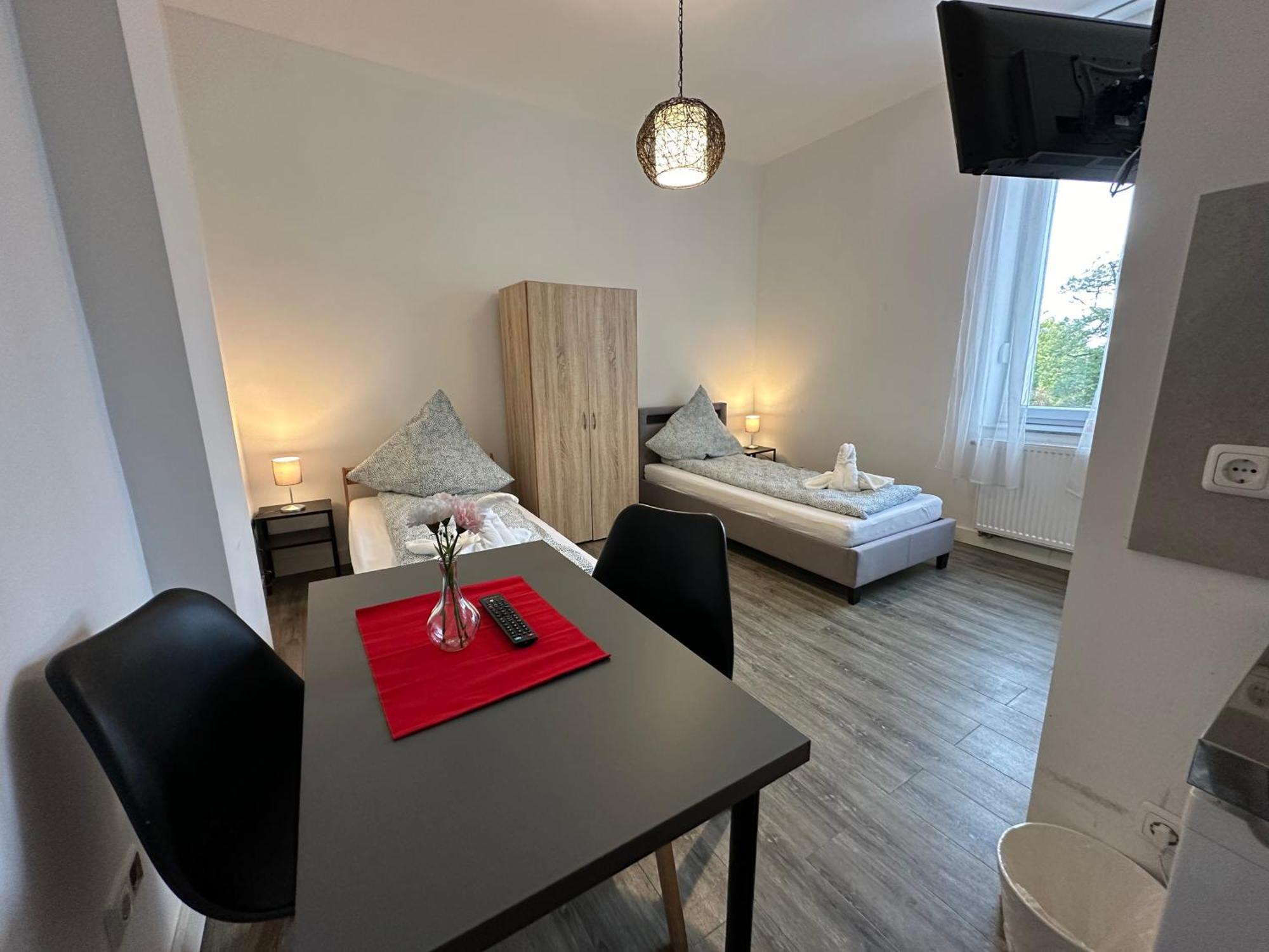 Comfortable Hostel In Wesseling Exterior photo