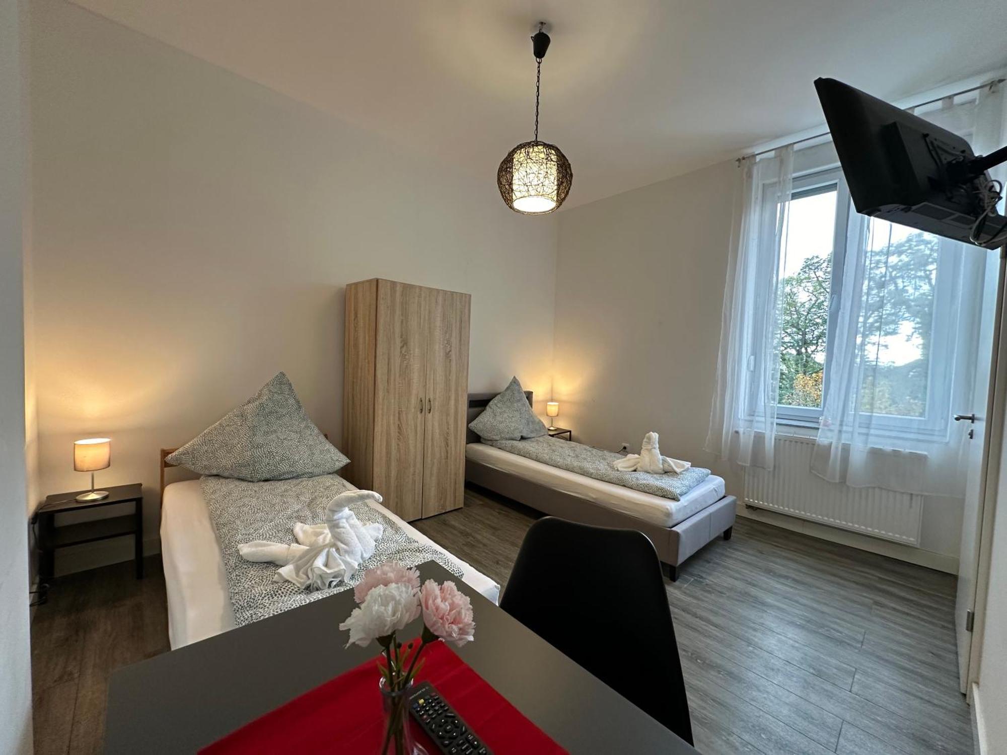 Comfortable Hostel In Wesseling Exterior photo