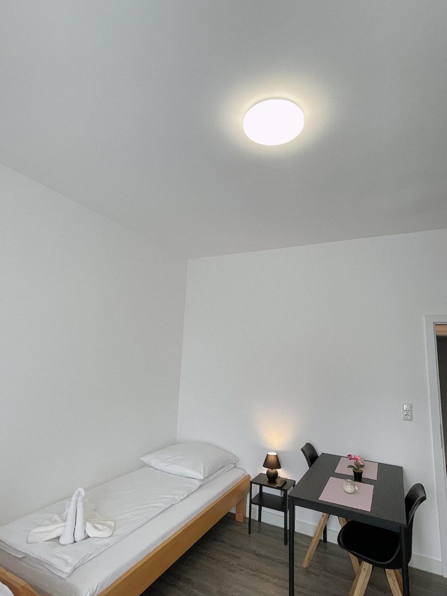 Comfortable Hostel In Wesseling Exterior photo