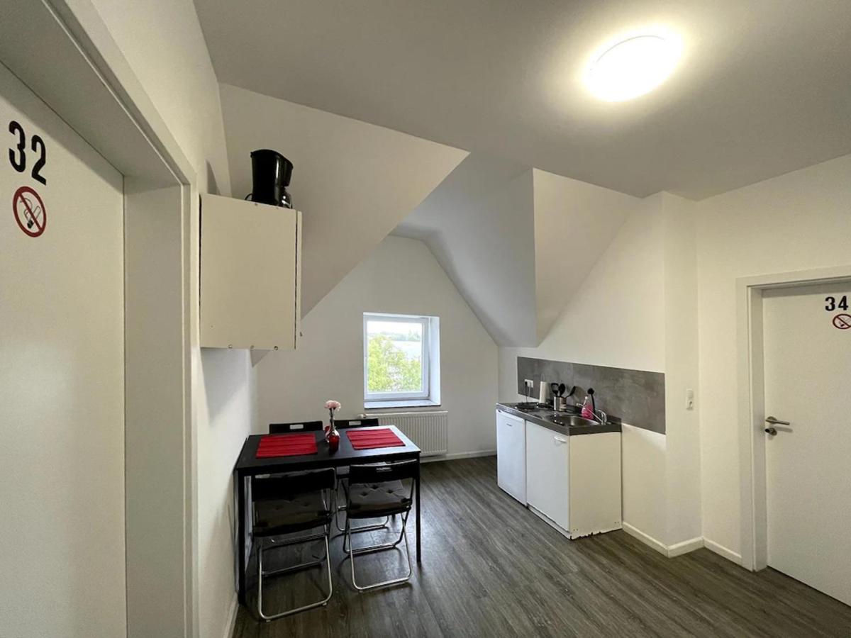 Comfortable Hostel In Wesseling Exterior photo